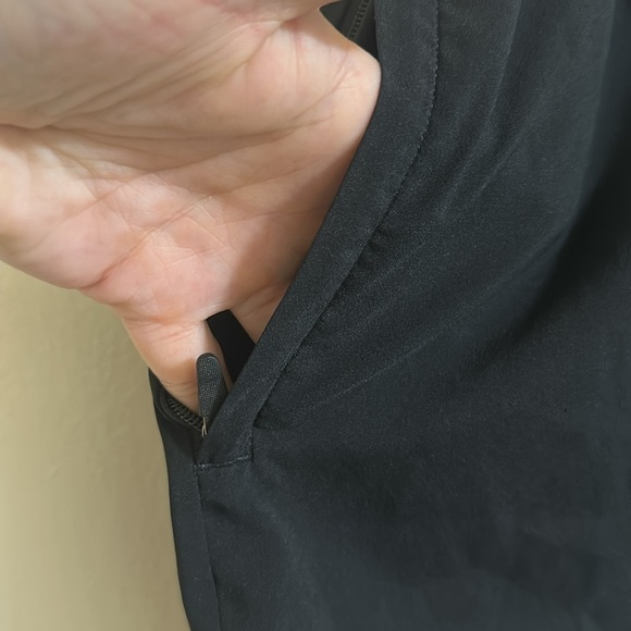 EUC Gymshark Black Athletic Shorts - Picture 4 of 5